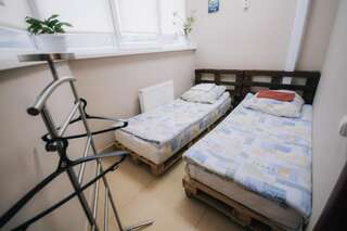 Гостиница Хостел 24 Рязань Двухместный номер 2A с 1 кроватью или 2 отдельными кроватями-1
